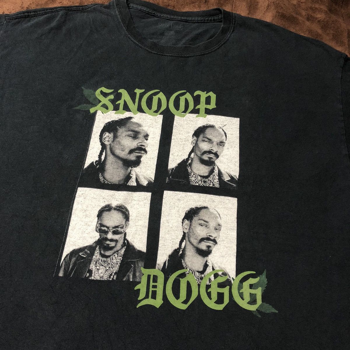 Band Tees Thrashed Faded Snoop Dogg T Shirt Size US XL / EU 56 / 4 - 1 Thumbnail