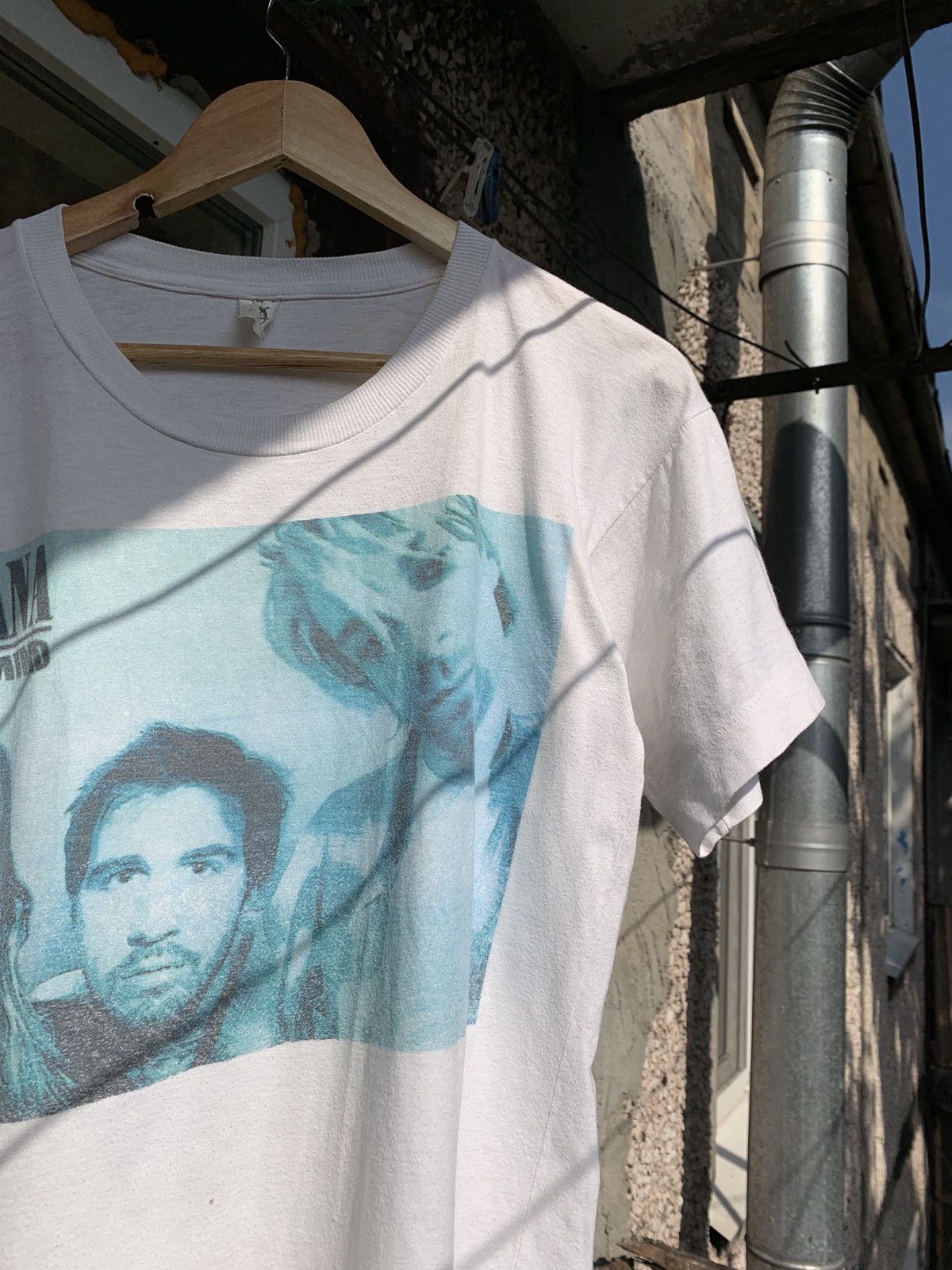 Band Tees 90s Vintage Nirvana Nevermind White T-Shirt Size US S / EU 44-46 / 1 - 3 Thumbnail