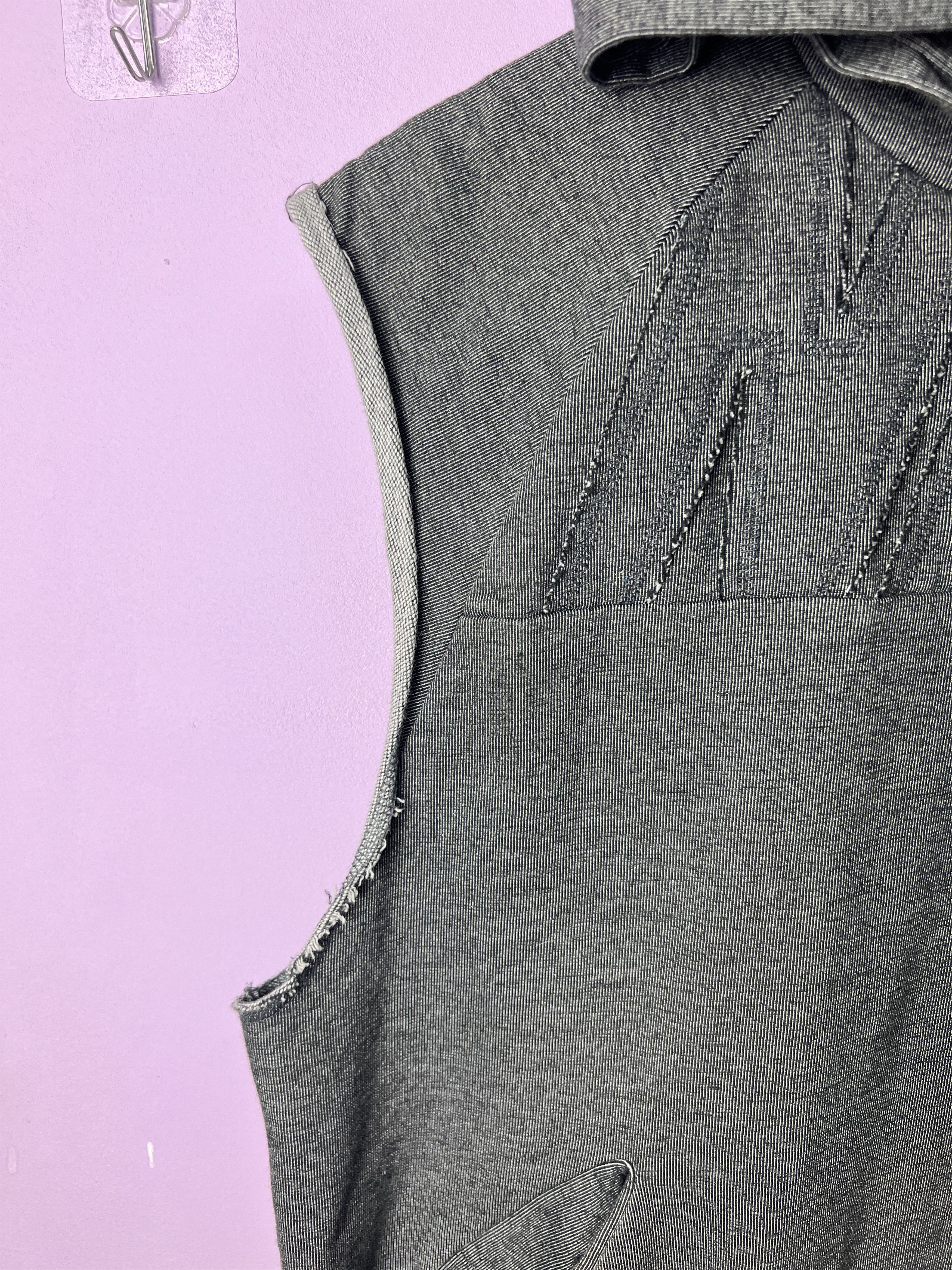 🔥Vintage Nike Sleeveless Hoodies
