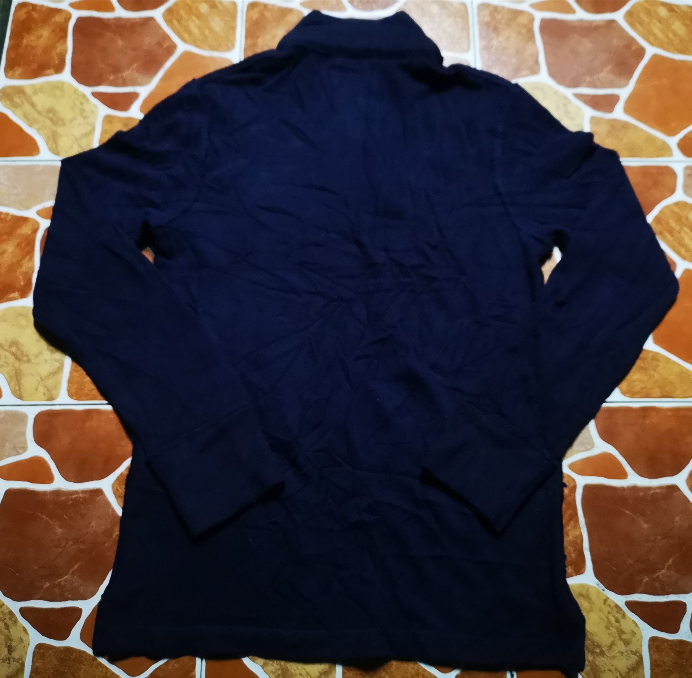 Burberry Burberry sweater 3 button up Size US M / EU 48-50 / 2 - 2 Thumbnail
