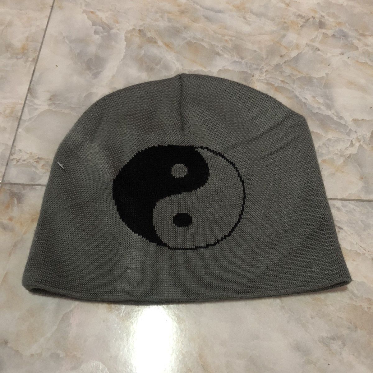 supreme yin yang beanie