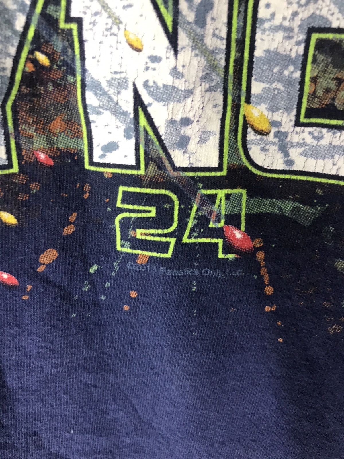 NFL Marshawn Lynch 24(feed me)tshirt Size US M / EU 48-50 / 2 - 3 Thumbnail