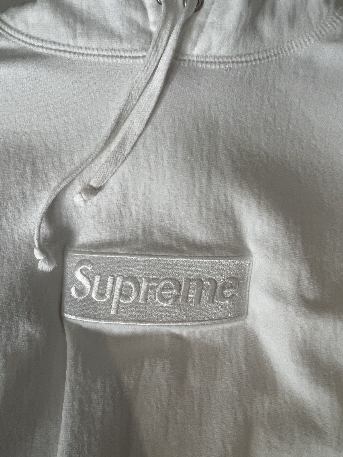 Supreme FW16 Supreme Tonal White Box Logo Hooded Sweatshirt Size US M / EU 48-50 / 2 - 3 Thumbnail