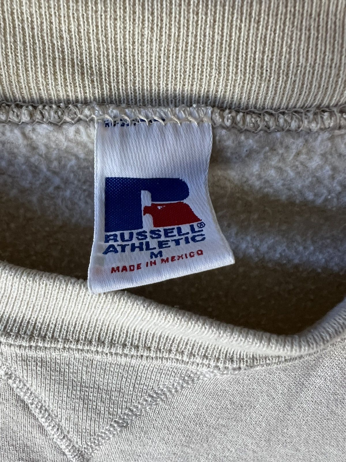 Russell Athletic × Vintage Vintage Russel Athletics Oatmeal/Cream Crewneck Size US M / EU 48-50 / 2 - 3 Thumbnail