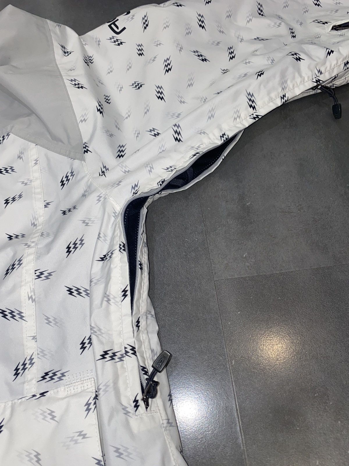 Nike ACG Nike ACG Storm All Over Printed Ski Parka Size US L / EU 52-54 / 3 - 15 Thumbnail