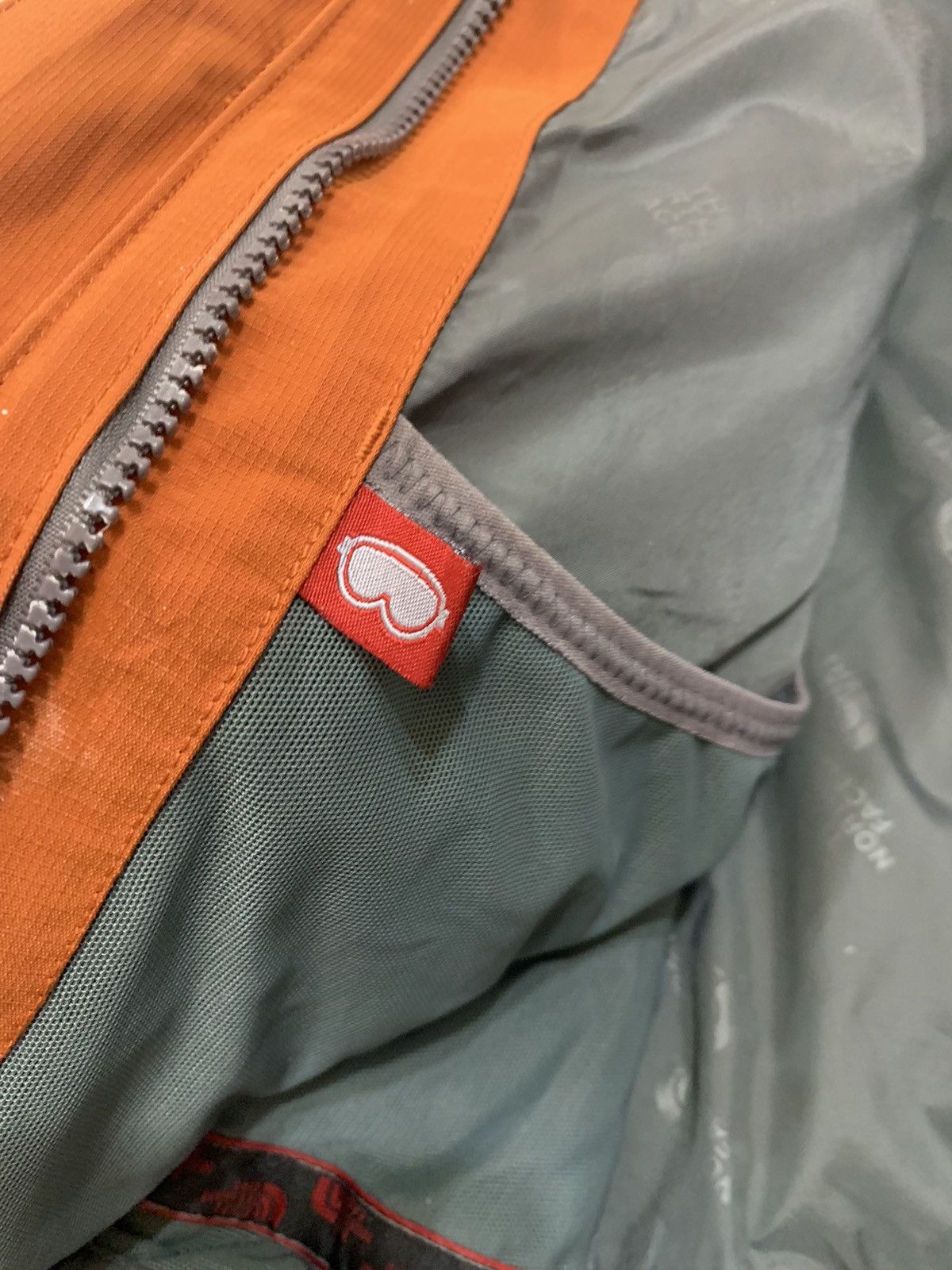 The North Face THE NORTH FACE HYVENT JACKET MULTIPOCKETS Size US L / EU 52-54 / 3 - 17 Thumbnail