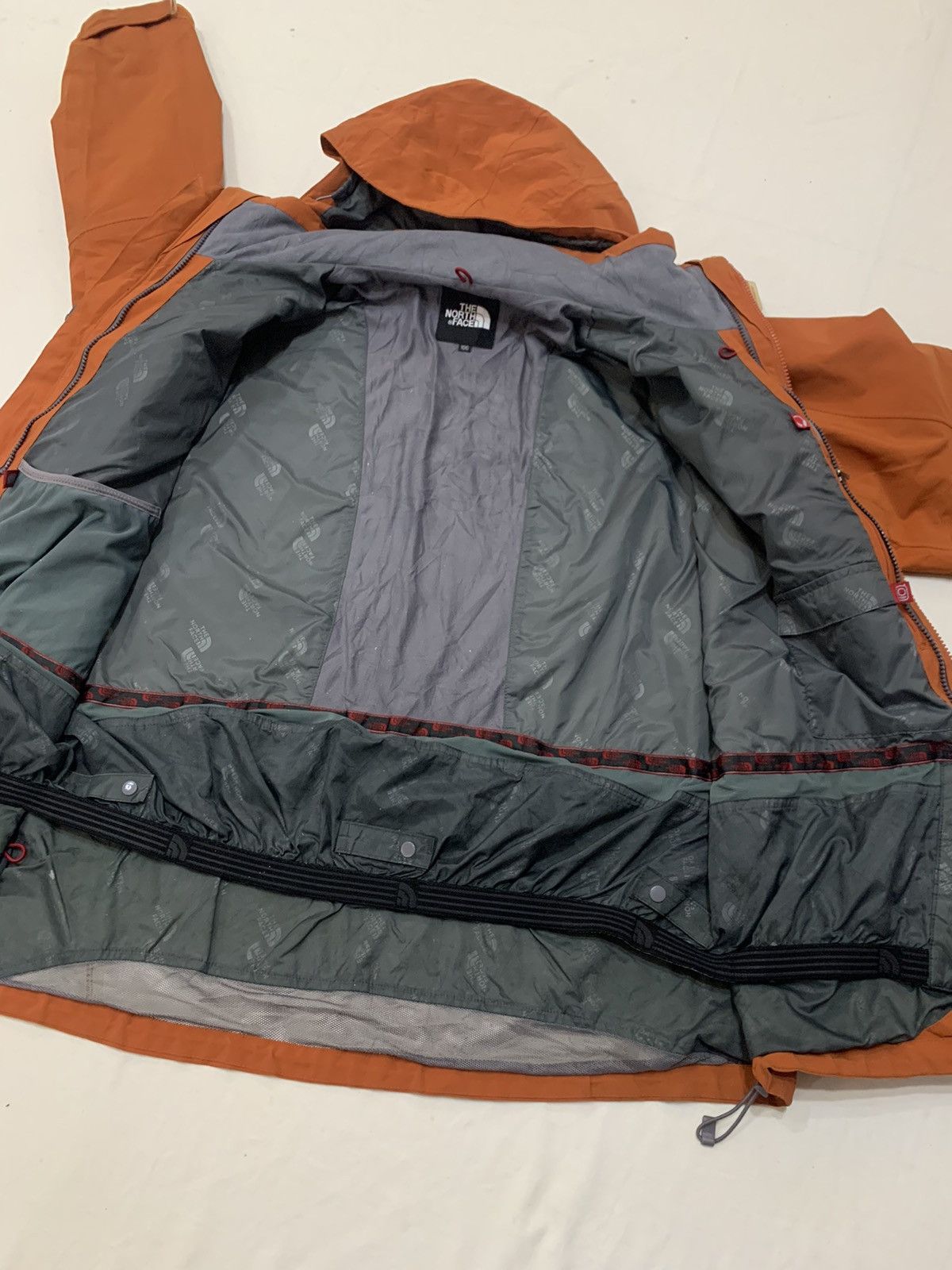 The North Face THE NORTH FACE HYVENT JACKET MULTIPOCKETS Size US L / EU 52-54 / 3 - 12 Thumbnail