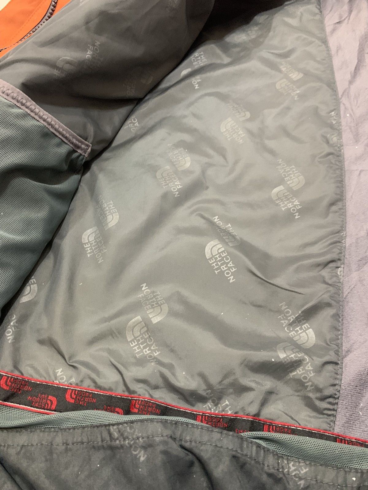 The North Face THE NORTH FACE HYVENT JACKET MULTIPOCKETS Size US L / EU 52-54 / 3 - 14 Thumbnail