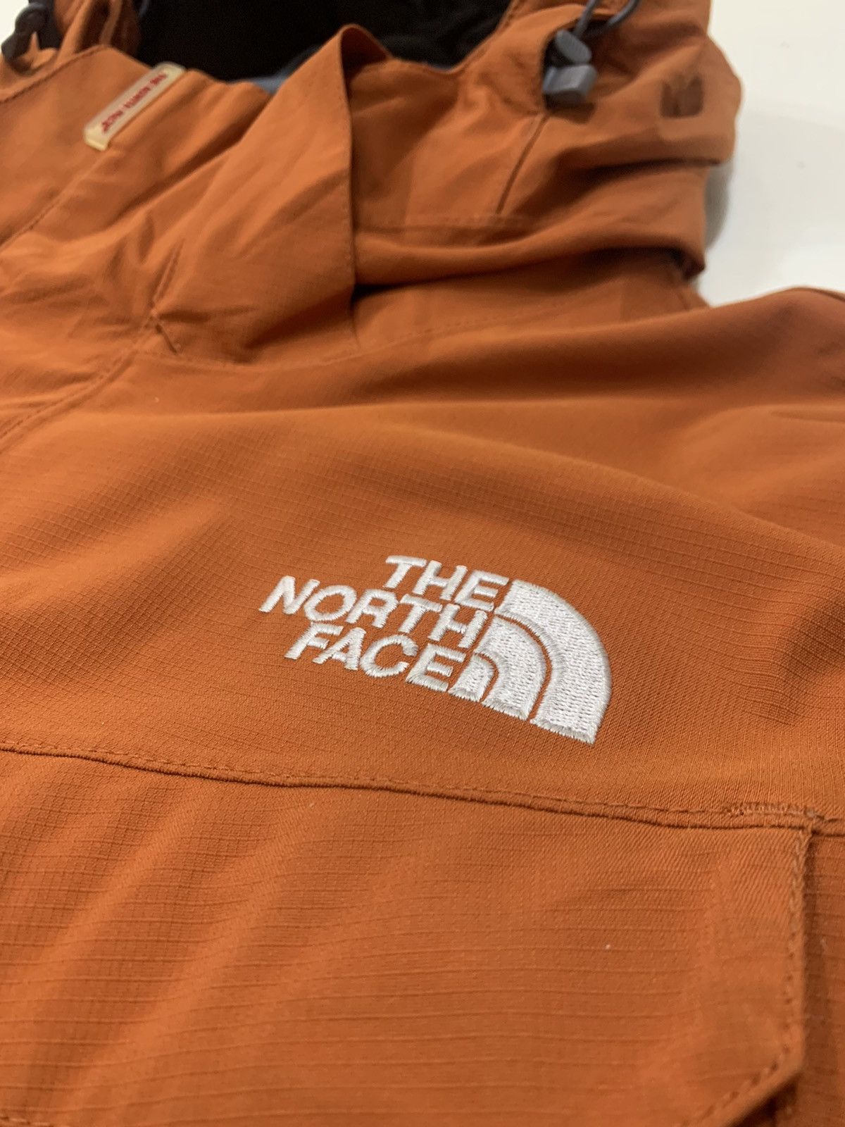 The North Face THE NORTH FACE HYVENT JACKET MULTIPOCKETS Size US L / EU 52-54 / 3 - 5 Thumbnail