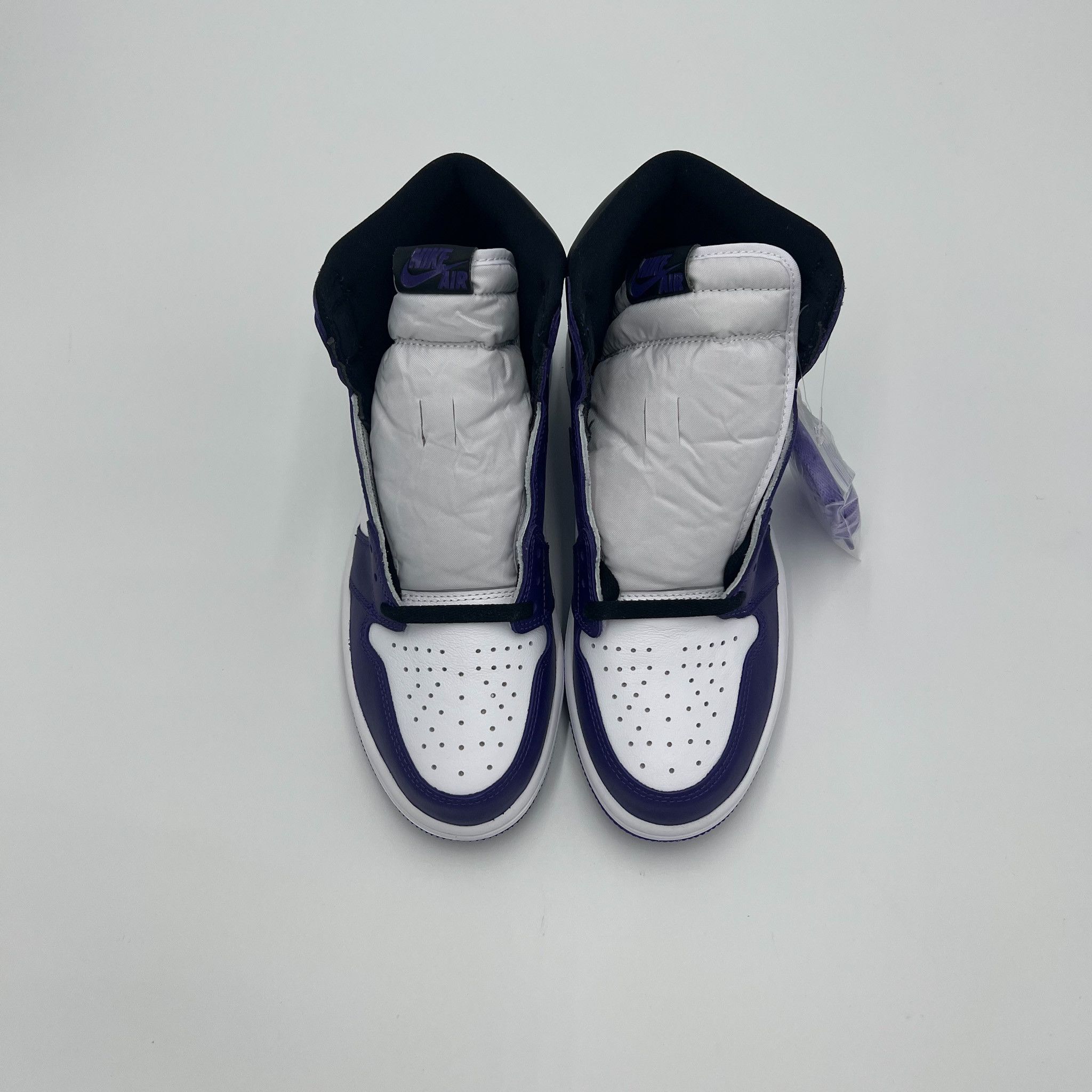 Jordan Brand Size 9.5 • Jordan 1 Retro High Court Purple White Size US 9.5 / EU 42-43 - 3 Thumbnail