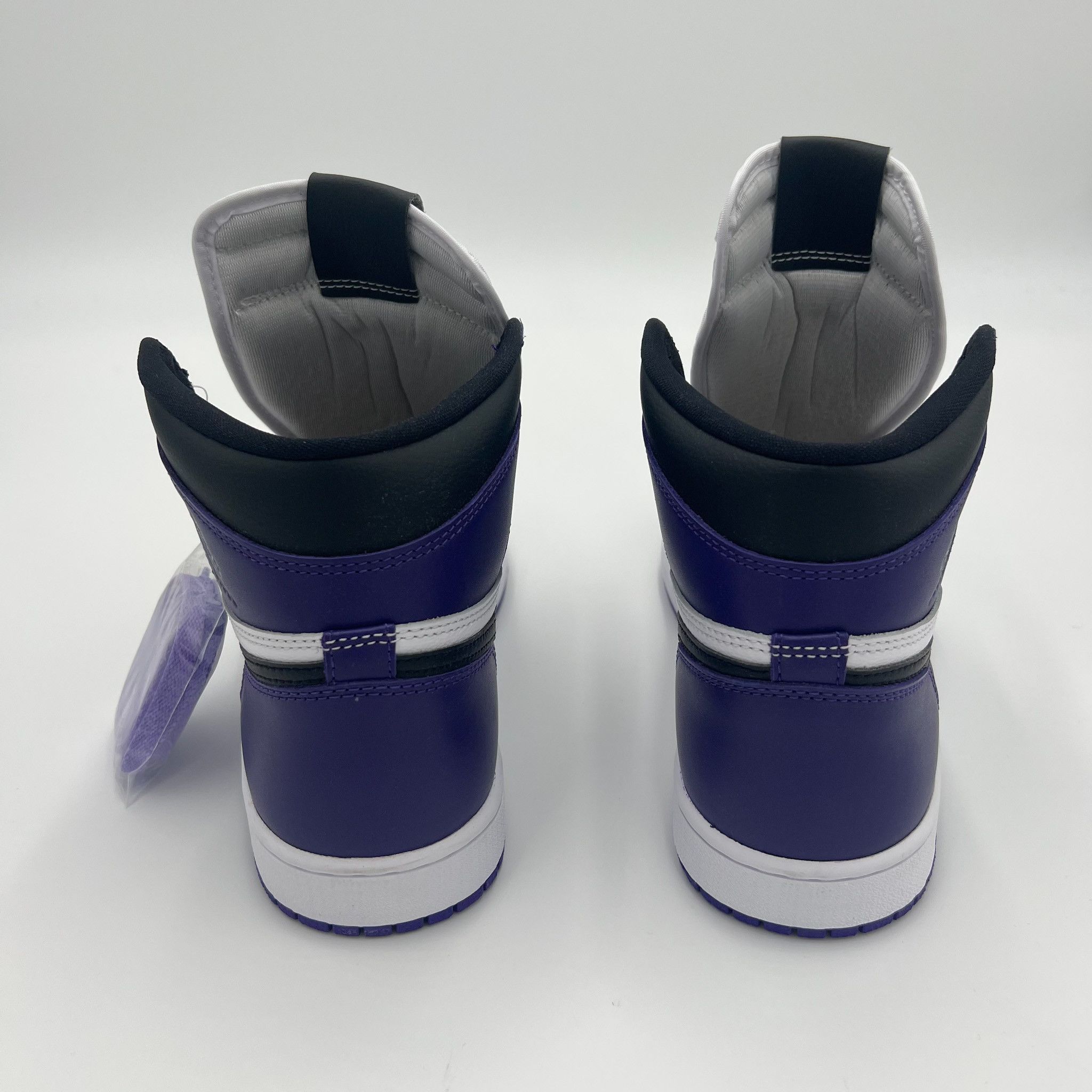 Jordan Brand Size 9.5 • Jordan 1 Retro High Court Purple White Size US 9.5 / EU 42-43 - 4 Thumbnail