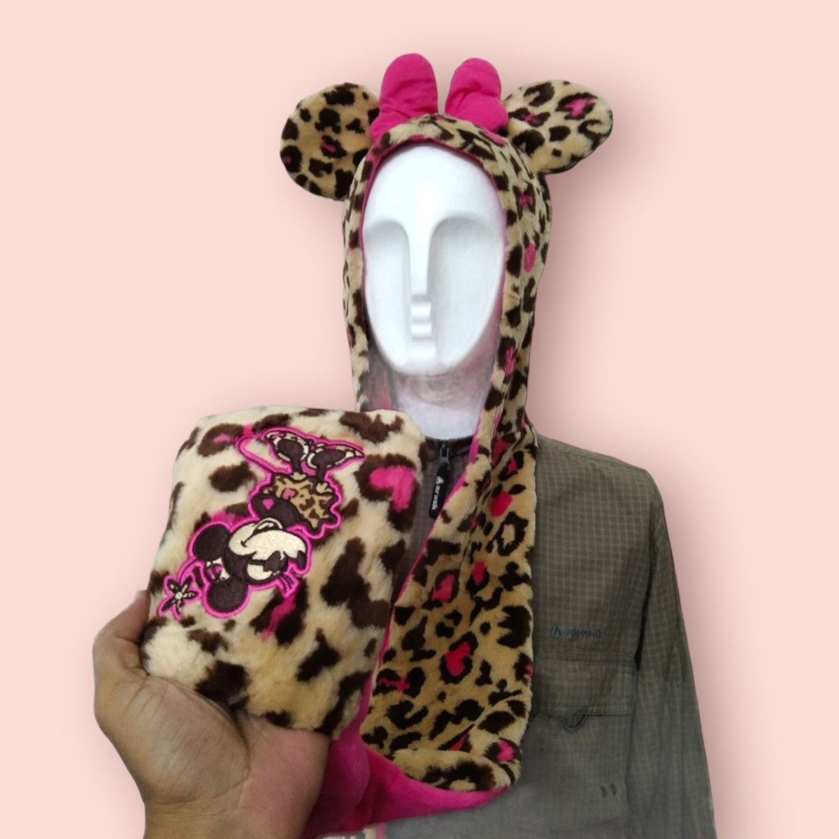 Disney × Japanese Brand × Mickey Mouse VINTAGE MINNIE MOUSE LEOPARD PRINT FAUX FUR Size ONE SIZE - 10 Thumbnail