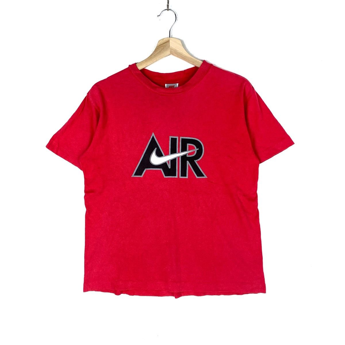 Nike × Vintage Vintage 90S Nike Air Grey Tag Center Logo Tshirt Size US L / EU 52-54 / 3 - 1 Thumbnail