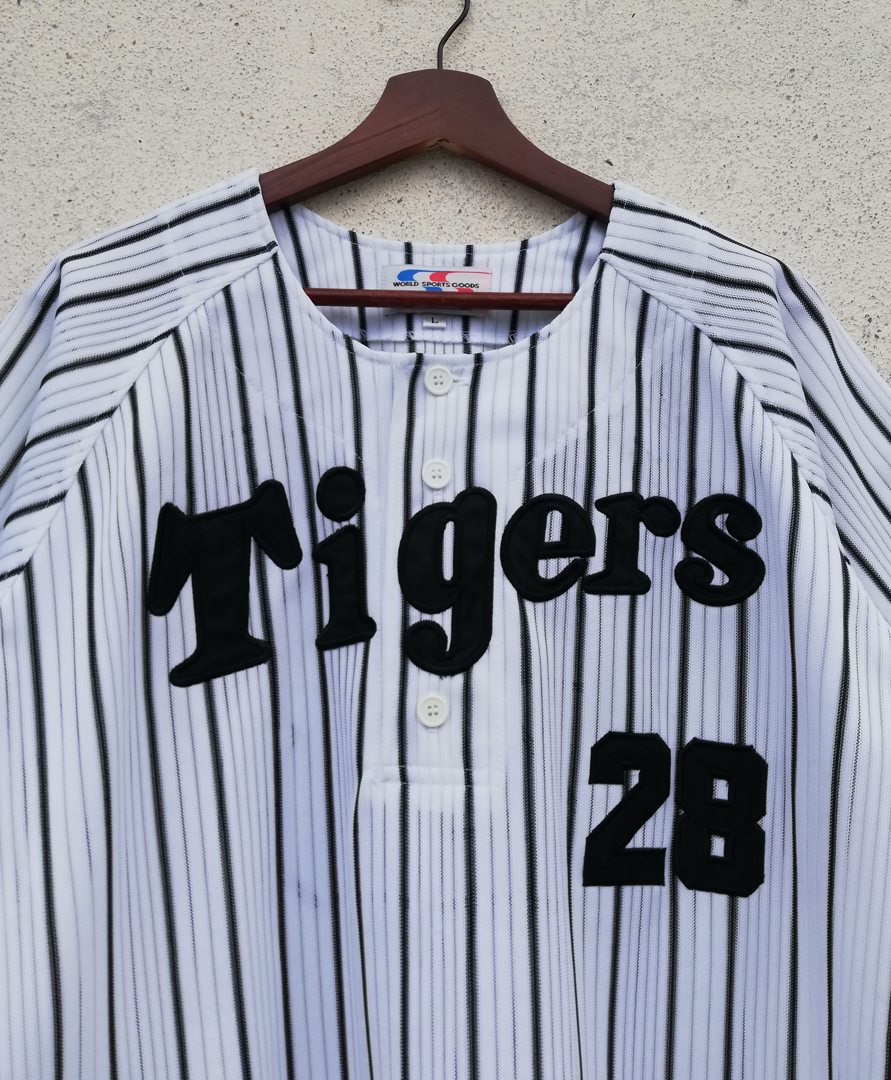 Japanese Brand × MLB 🔥Hanshin Tigers Baseball Jersey Norihiro Fukuhara 28🔥 Size US L / EU 52-54 / 3 - 2 Thumbnail