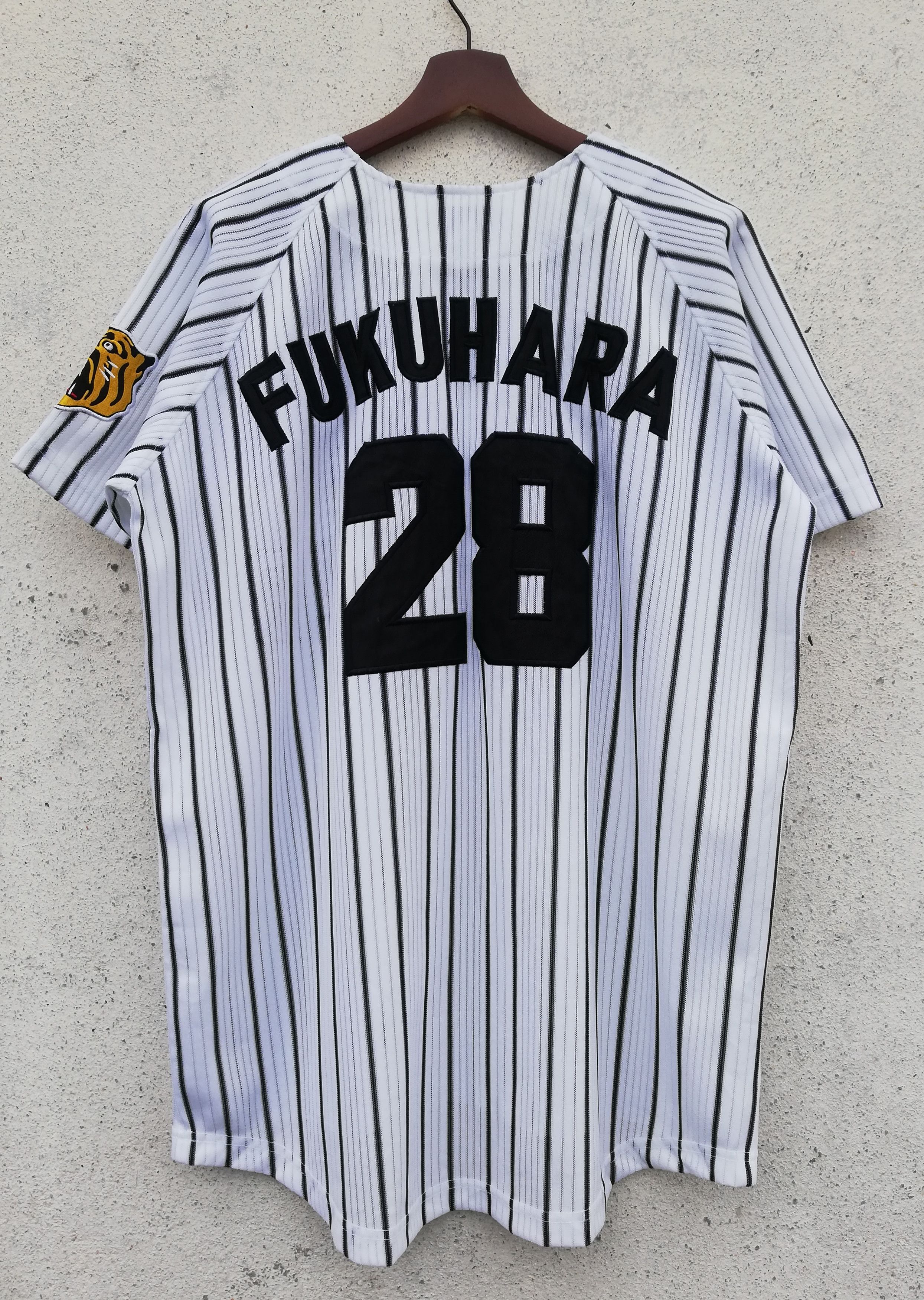 Japanese Brand × MLB 🔥Hanshin Tigers Baseball Jersey Norihiro Fukuhara 28🔥 Size US L / EU 52-54 / 3 - 7 Thumbnail