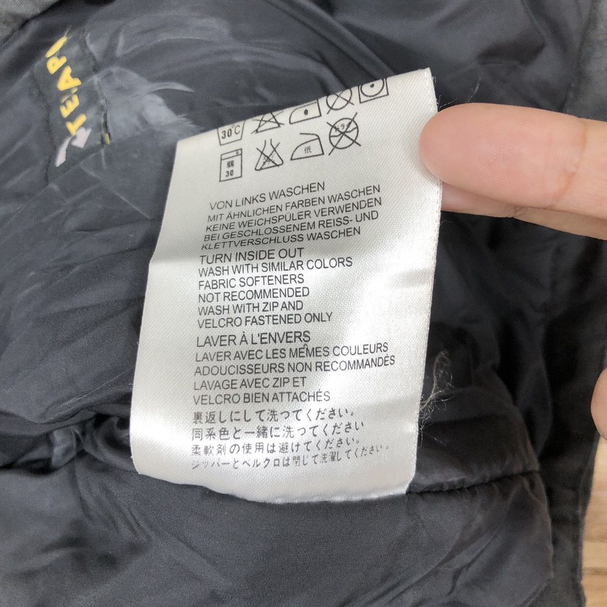 Jack Wolfskin JACK WOLFSKIN Jacket Waterproof Winter Jacket Outdoor Size US XL / EU 56 / 4 - 8 Thumbnail