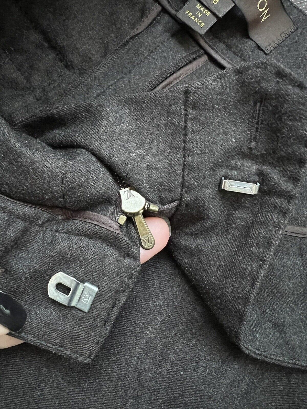 Louis Vuitton Louis Vuitton Pants Trousers Womens Wool Brown Size 36/XS Size 27" / US 4 / IT 40 - 13 Thumbnail