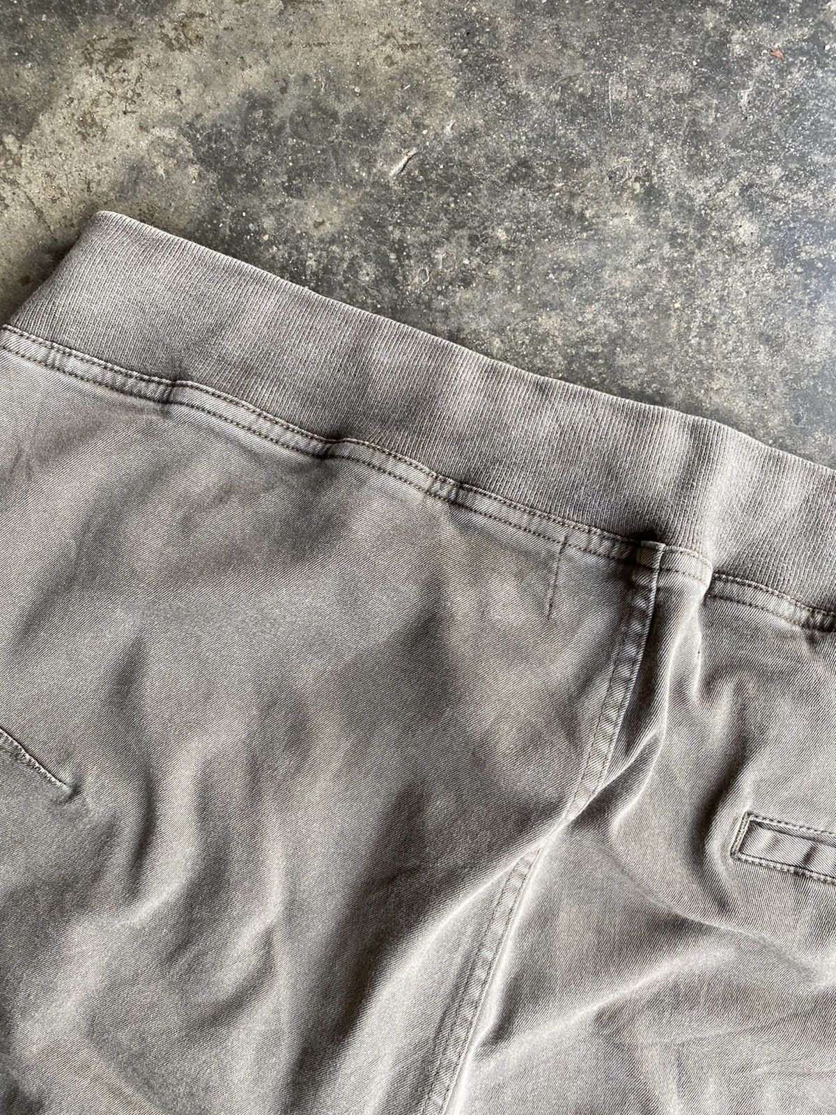 CABANE de ZUCCa × Japanese Brand Cabane de Zucca Joggers Pants Size US 35 - 3 Thumbnail