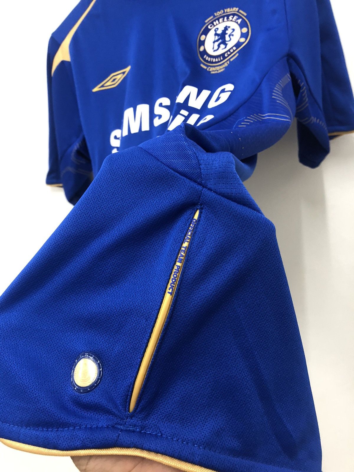 Chelsea Soccer 2005-06 CHELSEA Centenary Home ARJEN ROBBEN #16 Jersey EPL Size US S / EU 44-46 / 1 - 3 Thumbnail