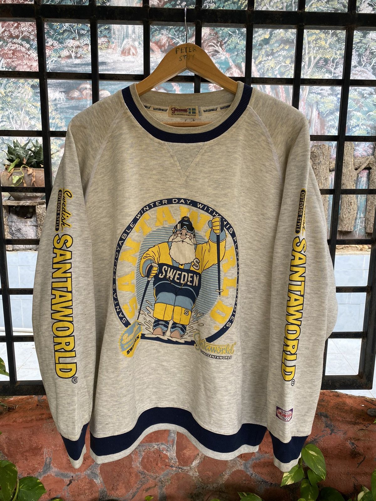 Vintage 1984 VINTAGE SANTAWORLD SWEDEN SKI PHOTO SWEATER Size US L / EU 52-54 / 3 - 1 Thumbnail