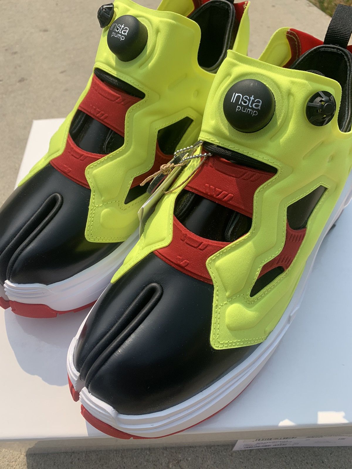 Maison Margiela × Reebok Maison Margiela Tabi Instapump Fury Oxford Shoes Size US 9 / EU 42 - 2 Thumbnail