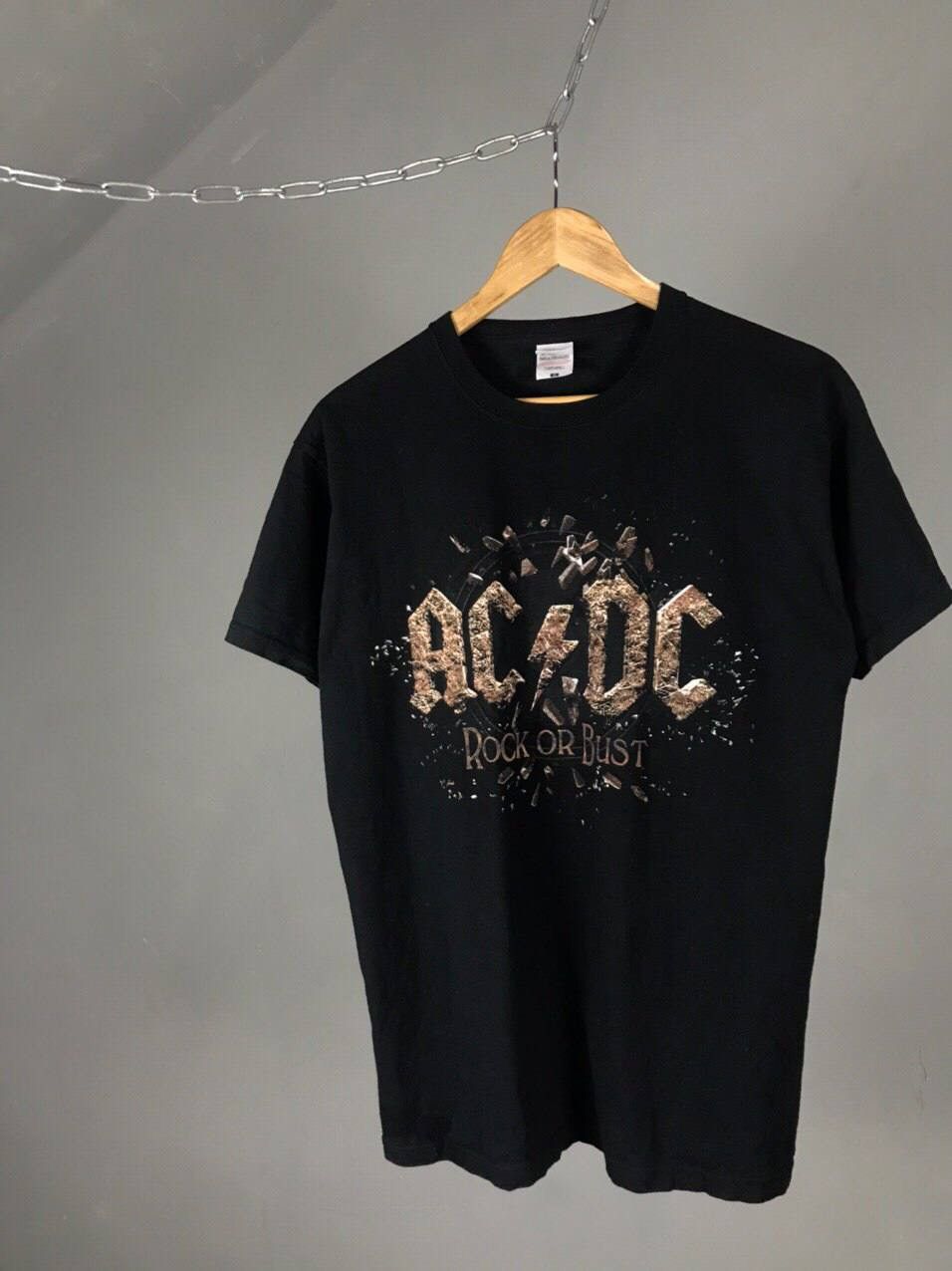 Band Tees AC/DC 2015 vintage rock band tour tee Size US M / EU 48-50 / 2 - 1 Thumbnail