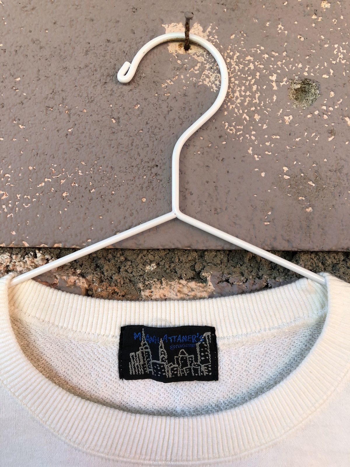 Japanese Brand Rare 90s Vintage Manhattaners Pop Art NY Artists Sweatshirt Size US M / EU 48-50 / 2 - 3 Thumbnail