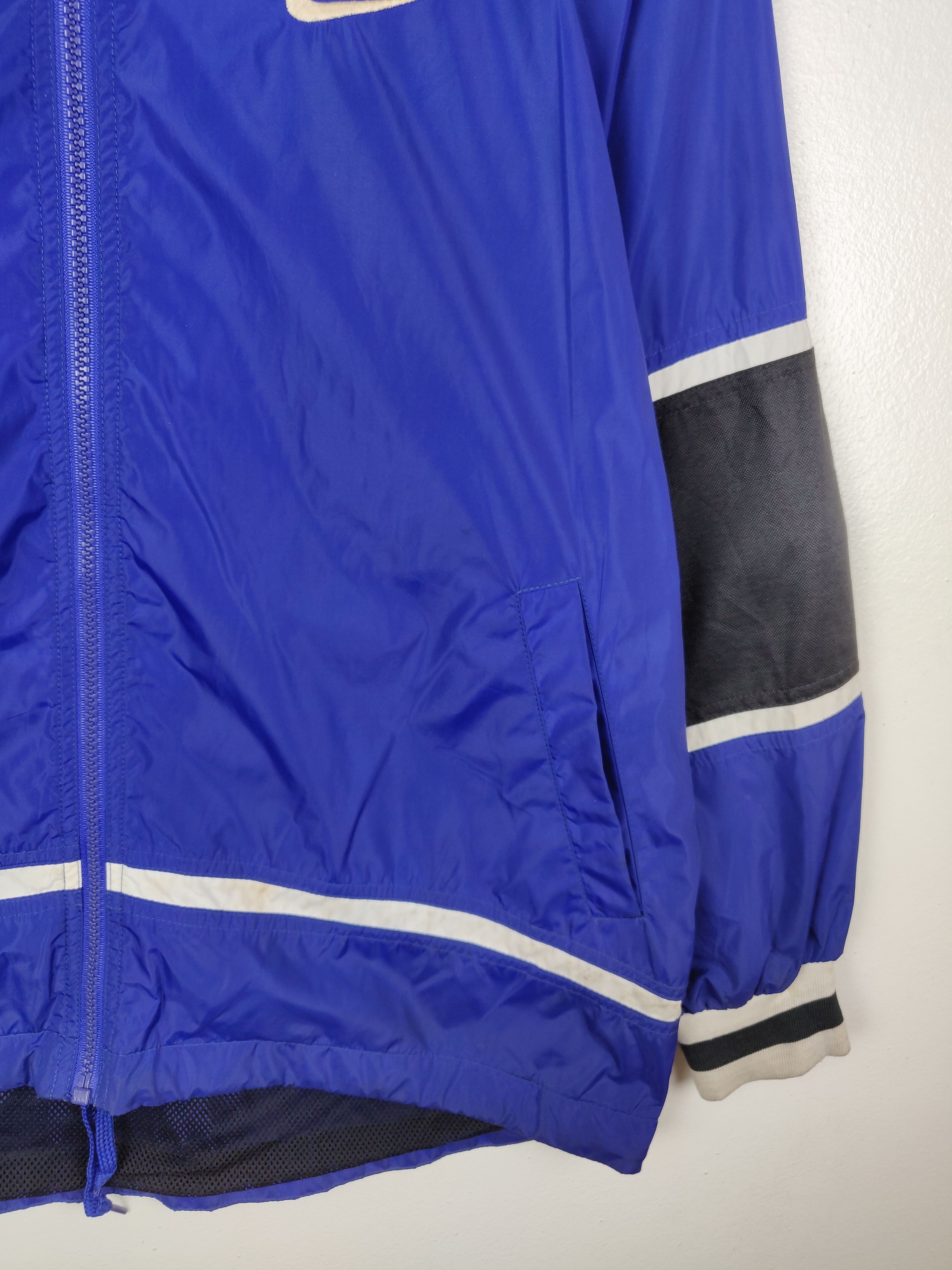 Nike Vintage 90s Nike Sweater Zipper Windbreaker Jackets Size US S / EU 44-46 / 1 - 8 Thumbnail