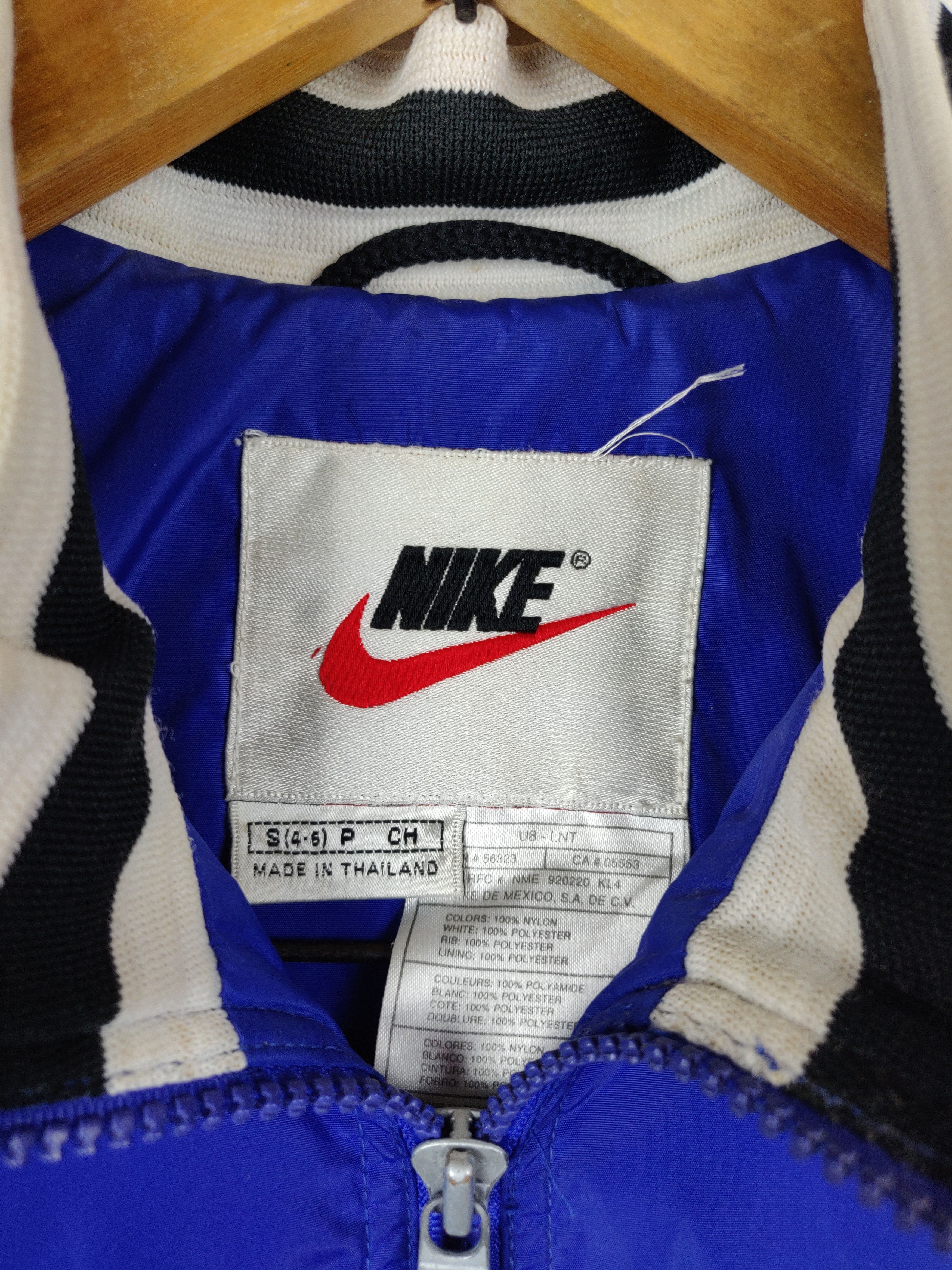 Nike Vintage 90s Nike Sweater Zipper Windbreaker Jackets Size US S / EU 44-46 / 1 - 11 Thumbnail