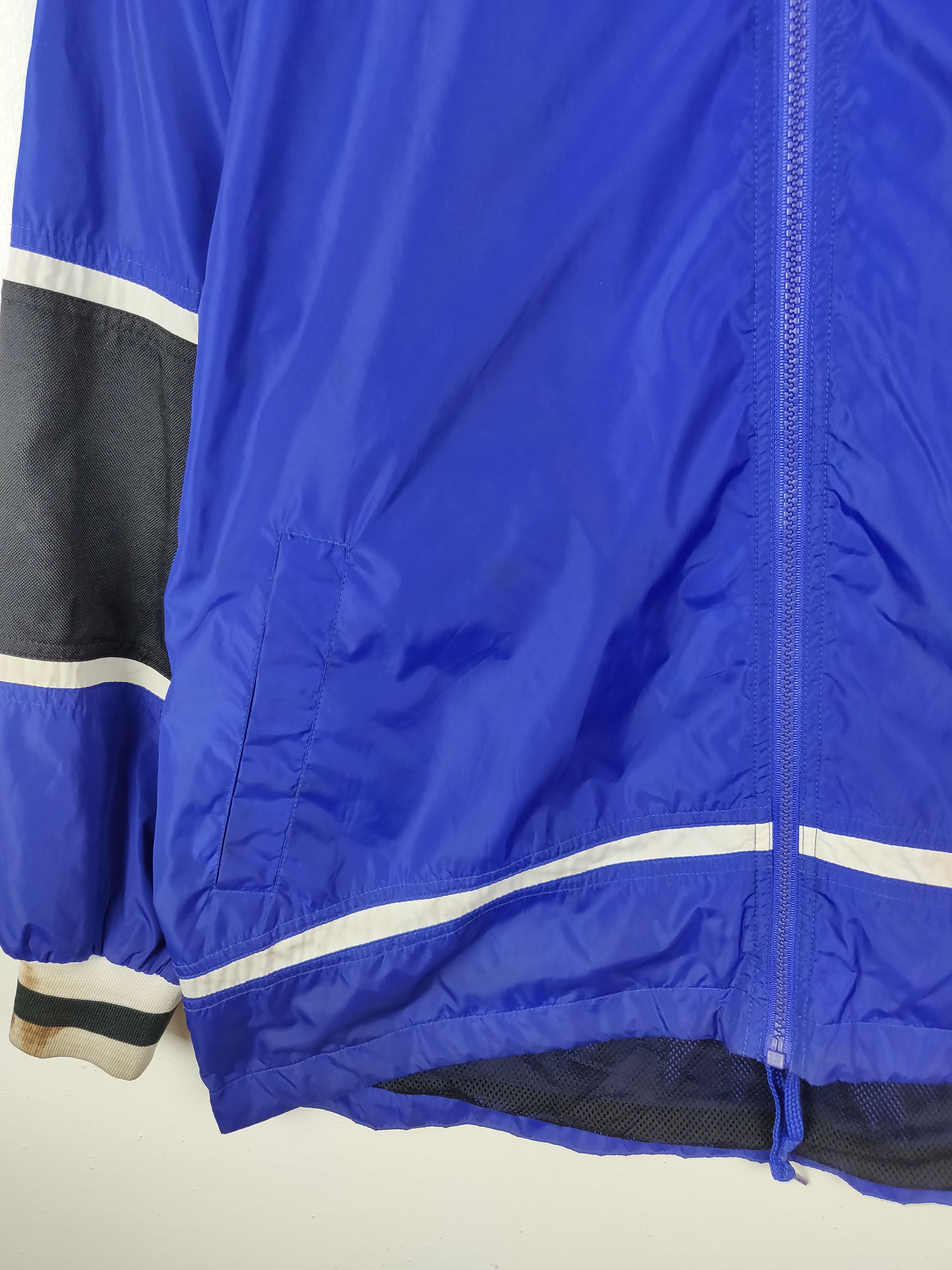 Nike Vintage 90s Nike Sweater Zipper Windbreaker Jackets Size US S / EU 44-46 / 1 - 7 Thumbnail