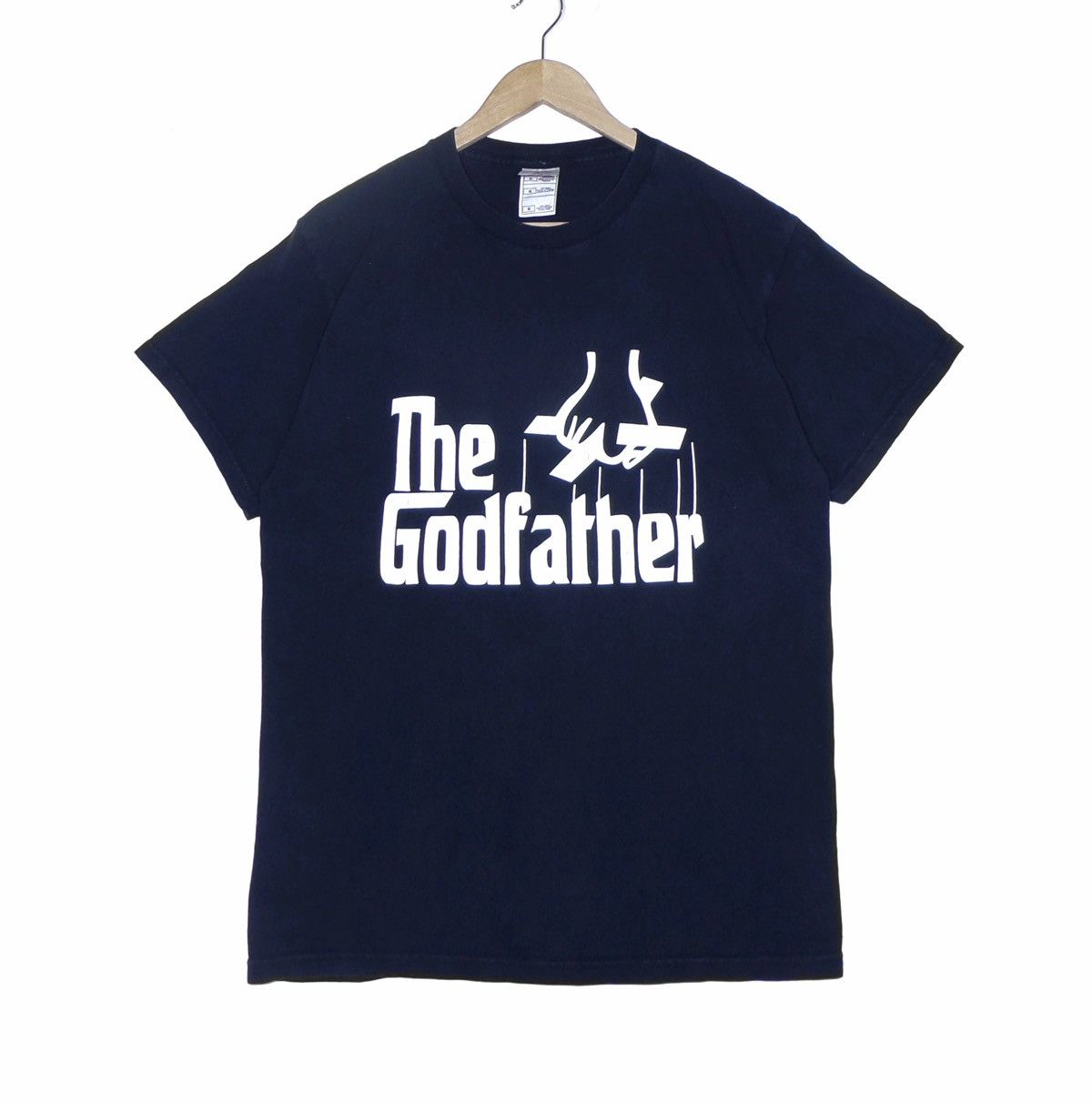 image of The Godfather Spanish Il Padrino Movie Tee Shirt in Black, Men's (Size Medium)