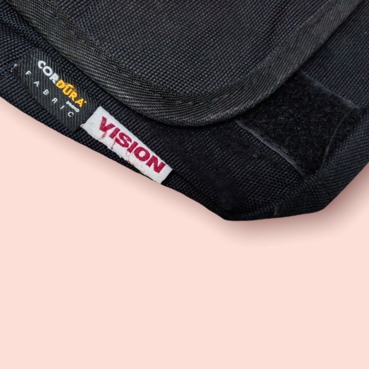 VINTAGE VISION STREETWEAR MINI CROSSBODY MESSENGER