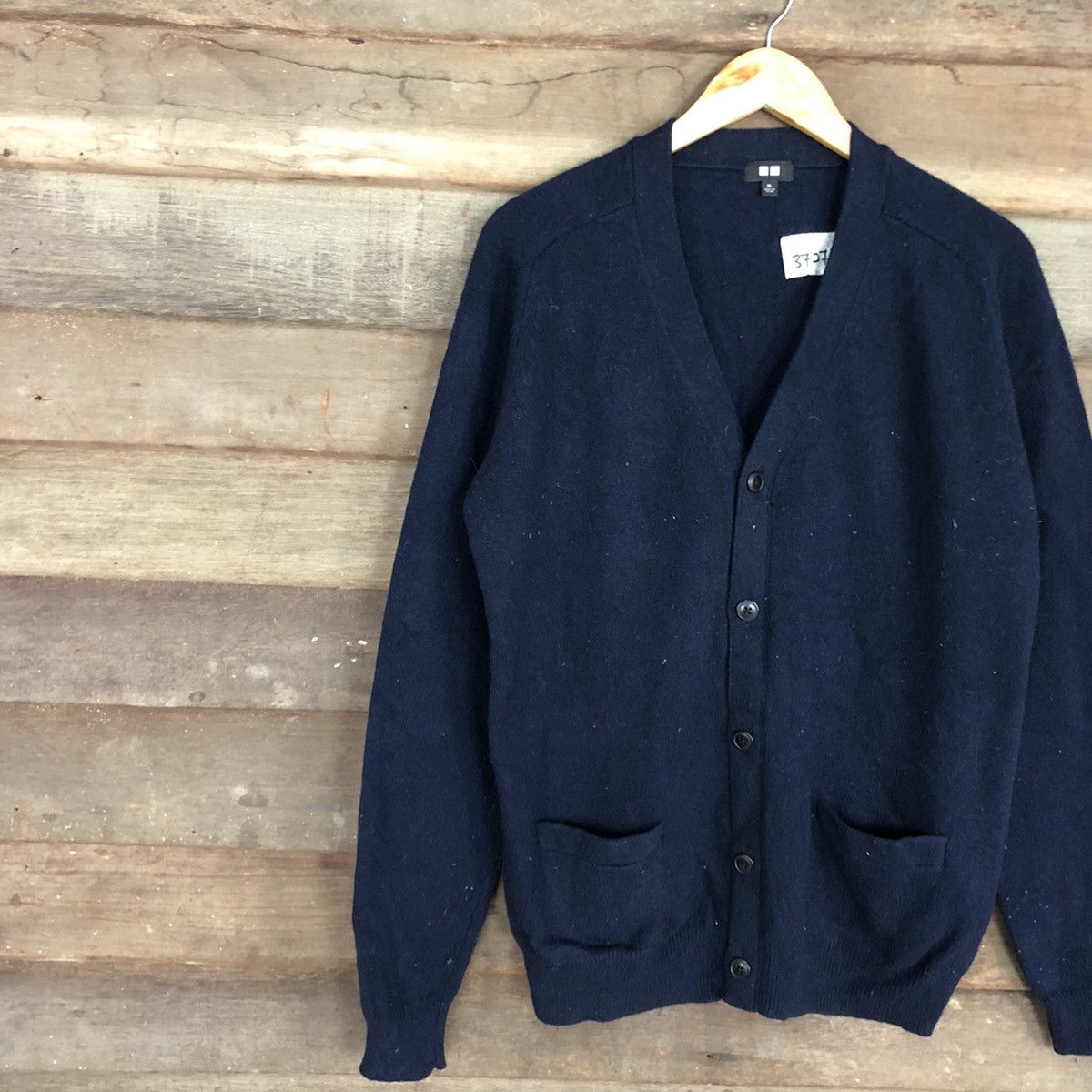 Japanese Brand Uniqlo Dark Blue Cardigan knitwear japan #3727 Size US XL / EU 56 / 4 - 7 Thumbnail