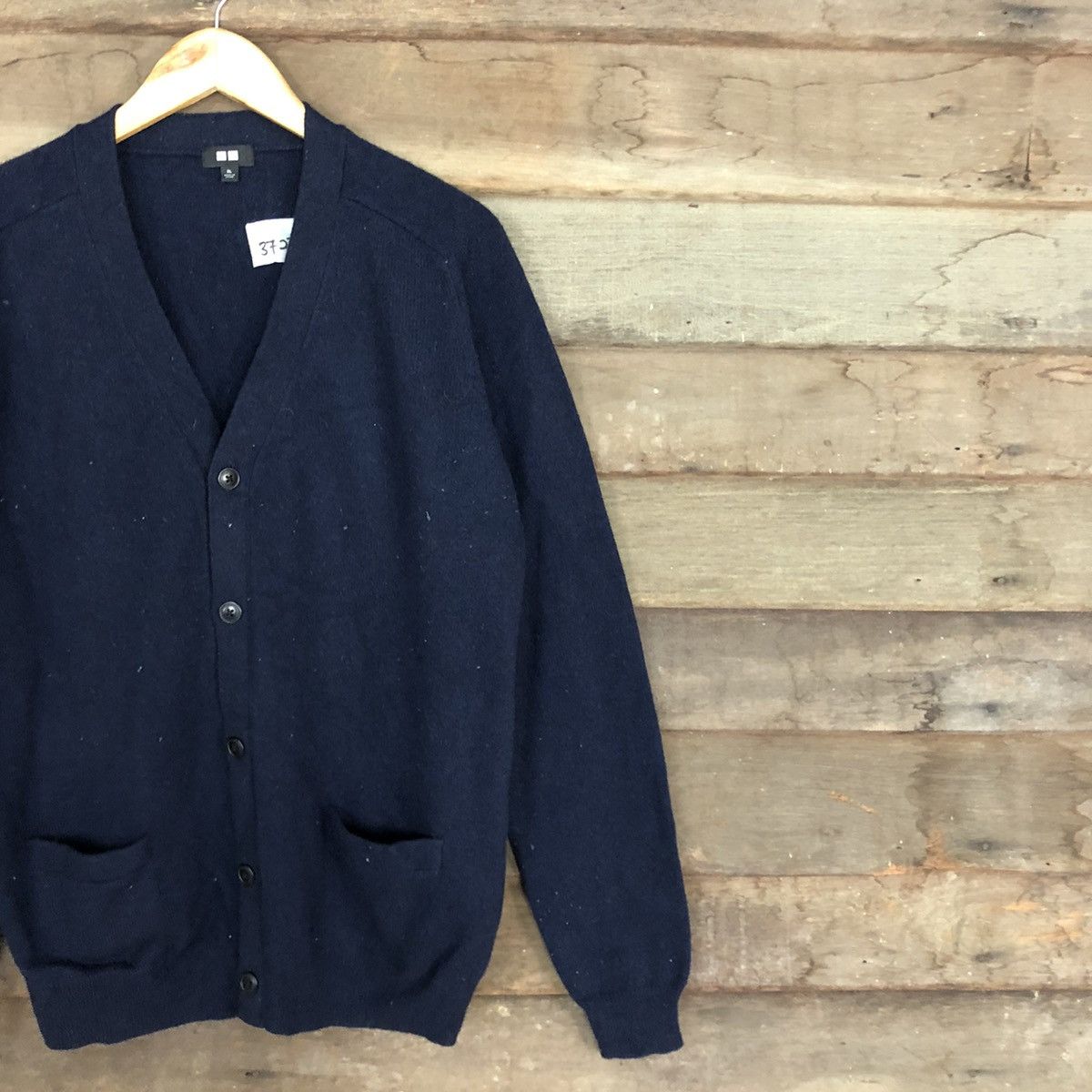Japanese Brand Uniqlo Dark Blue Cardigan knitwear japan #3727 Size US XL / EU 56 / 4 - 5 Thumbnail