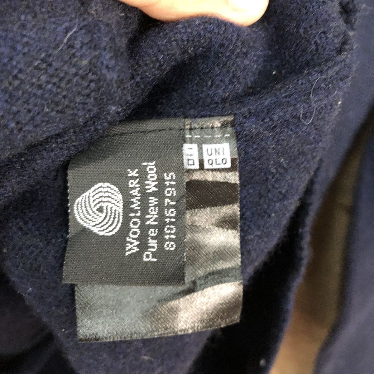 Japanese Brand Uniqlo Dark Blue Cardigan knitwear japan #3727 Size US XL / EU 56 / 4 - 13 Thumbnail