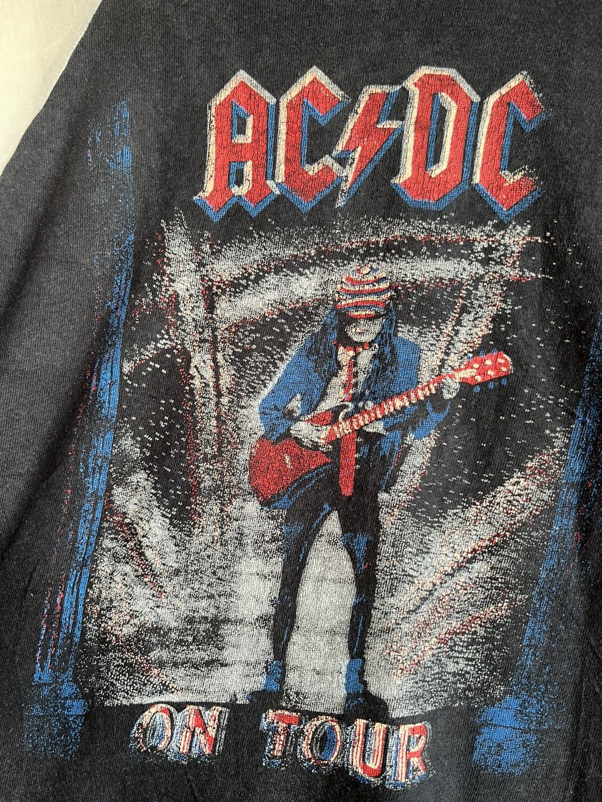 Vintage ACDC ft28 Size US M / EU 48-50 / 2 - 5 Thumbnail