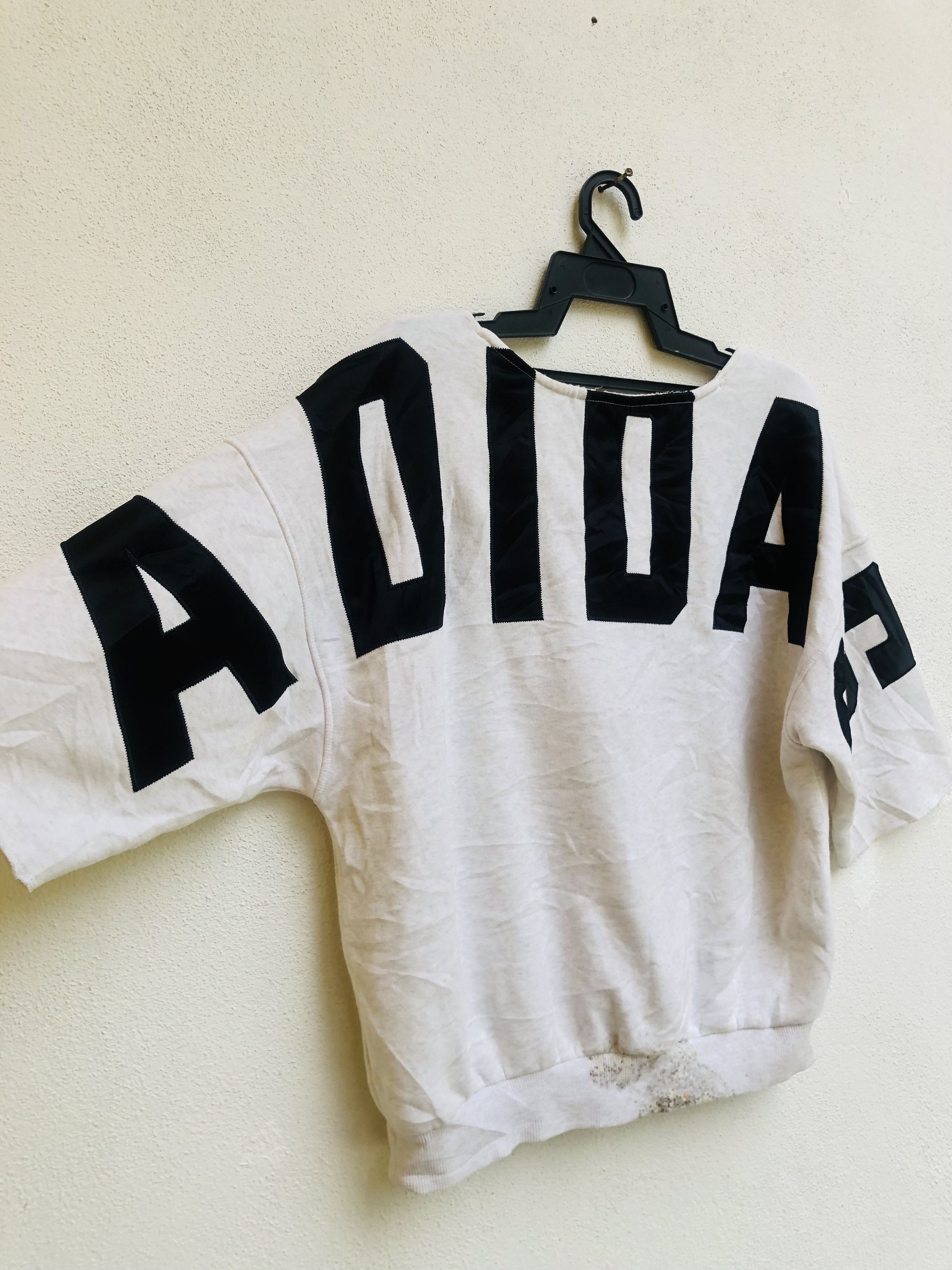 Japanese Brand × Vintage Vintage Adidas Big Logo Travis Scott Fashion Style Size US M / EU 48-50 / 2 - 3 Thumbnail
