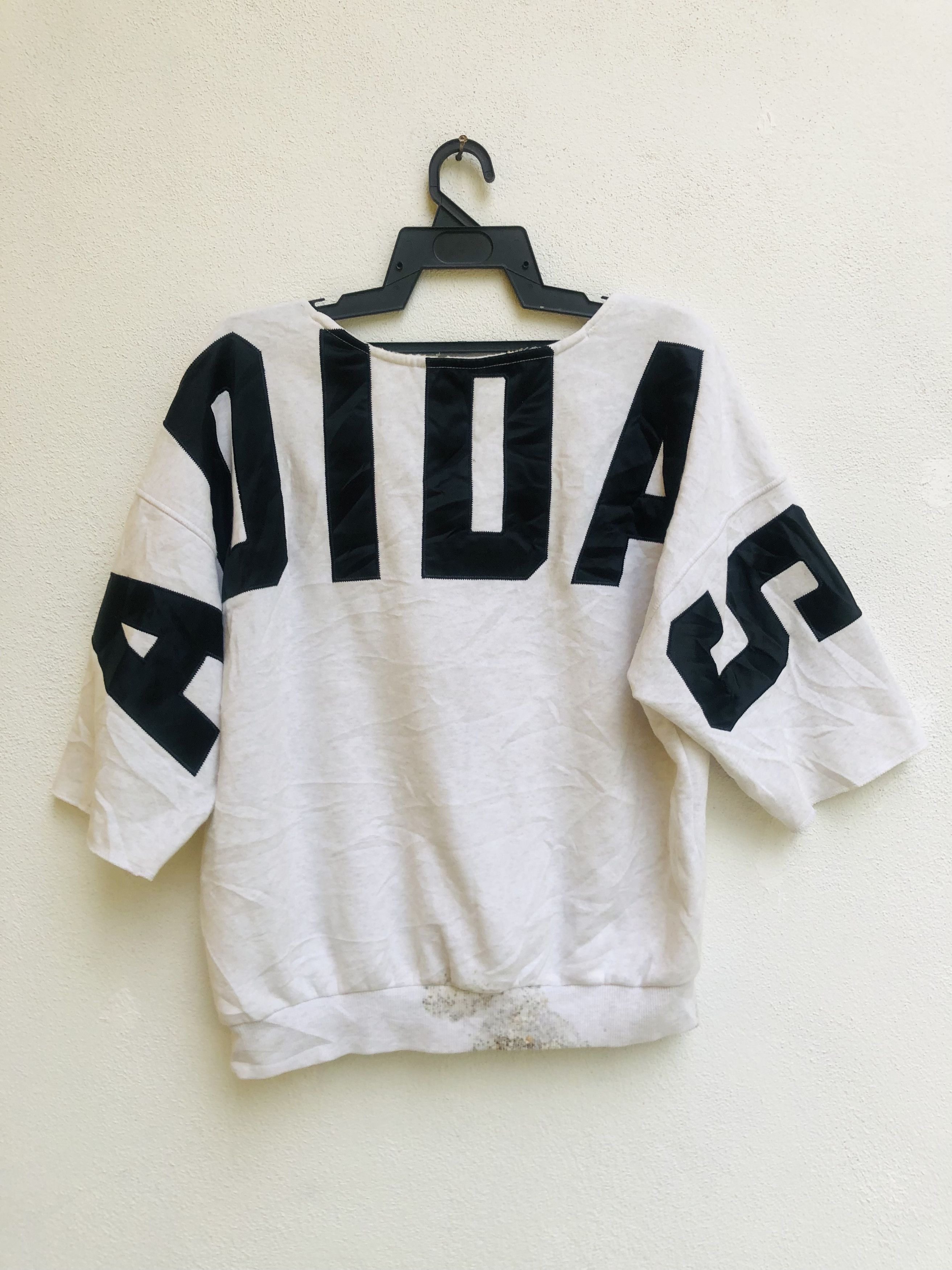 Japanese Brand × Vintage Vintage Adidas Big Logo Travis Scott Fashion Style Size US M / EU 48-50 / 2 - 1 Thumbnail