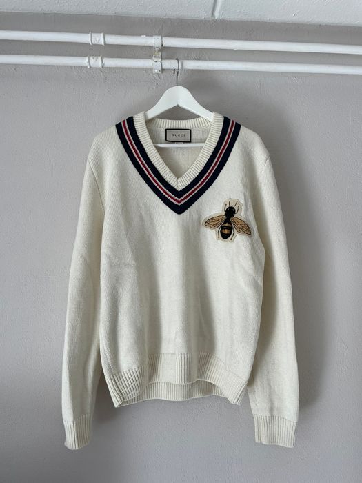 Gucci Bee Embroidered V-Neck Pullover Sweater Size US XL / EU 56 / 4 - 1 Preview