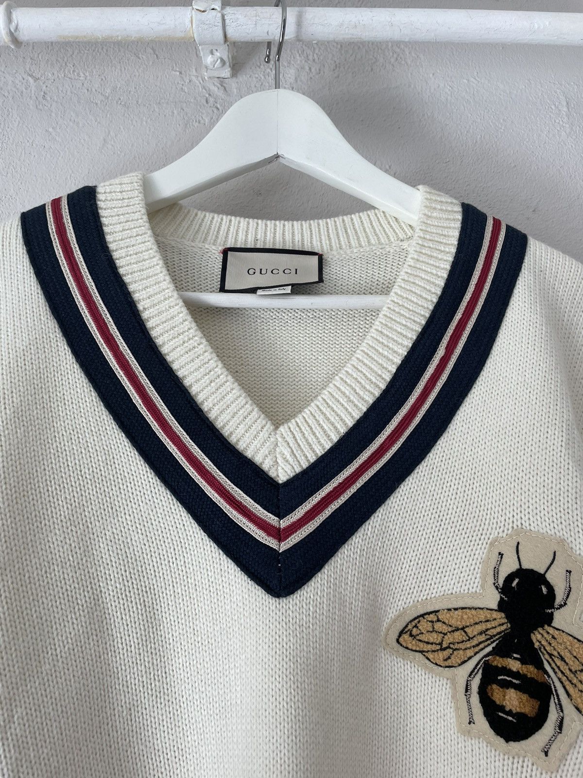 Gucci Bee Embroidered V-Neck Pullover Sweater Size US XL / EU 56 / 4 - 4 Thumbnail