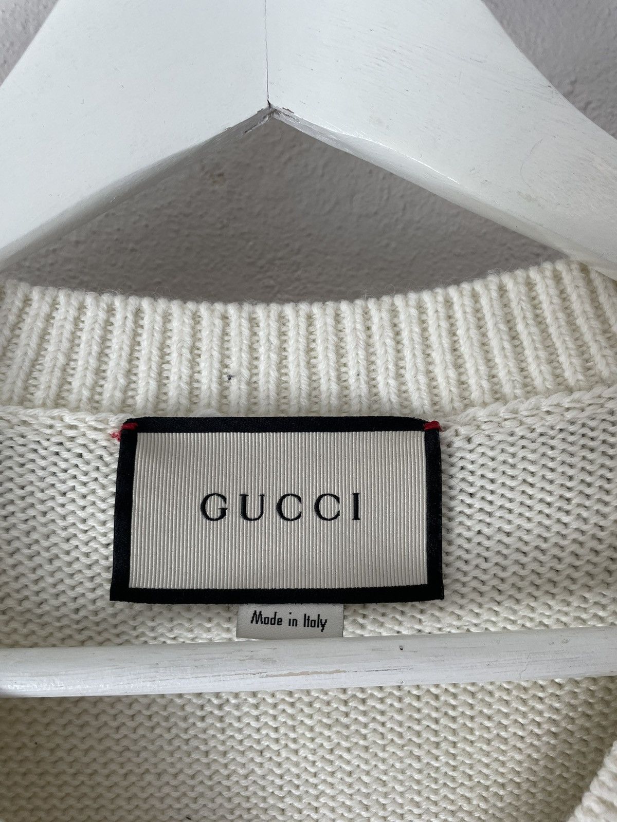 Gucci Bee Embroidered V-Neck Pullover Sweater Size US XL / EU 56 / 4 - 6 Thumbnail