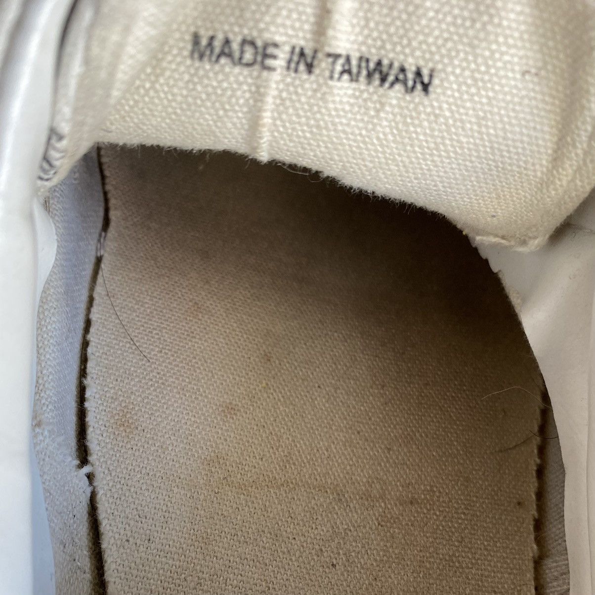 Undercover SS14 PsychoCandy Sneakers “GODOG” Size US 9.5 / EU 42-43 - 10 Thumbnail