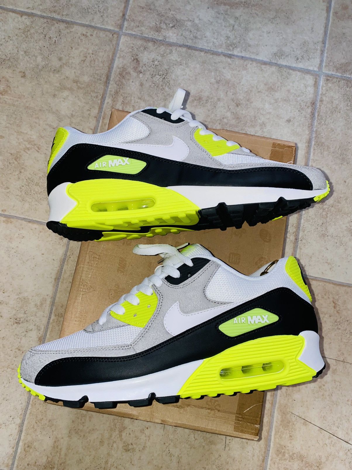 Nike × atmos Nike Air Max 90 OG Neon 95 Bw Parra Tn Fragment ACG Size US 10 / EU 43 - 14 Thumbnail