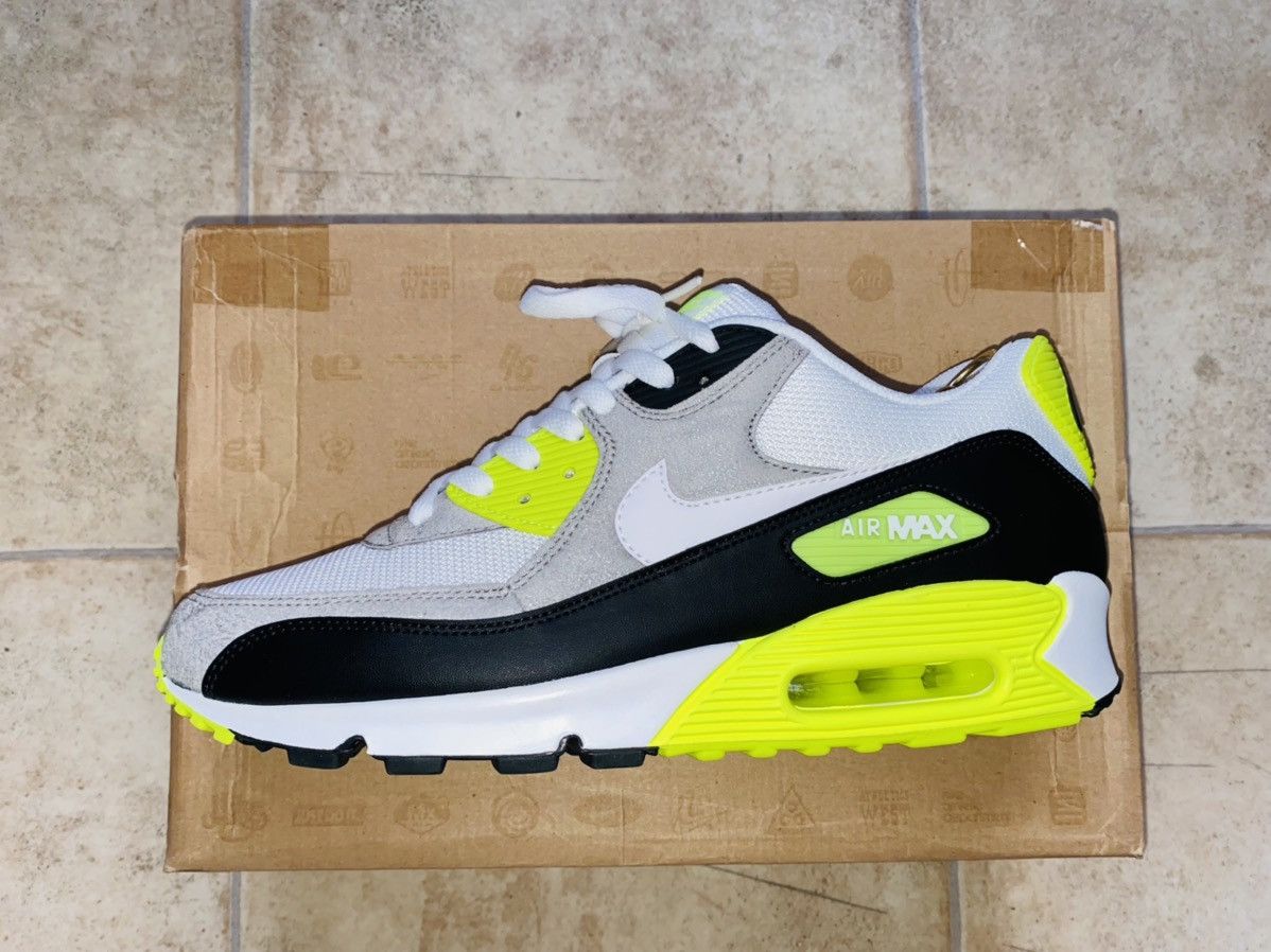 Nike × atmos Nike Air Max 90 OG Neon 95 Bw Parra Tn Fragment ACG Size US 10 / EU 43 - 8 Thumbnail
