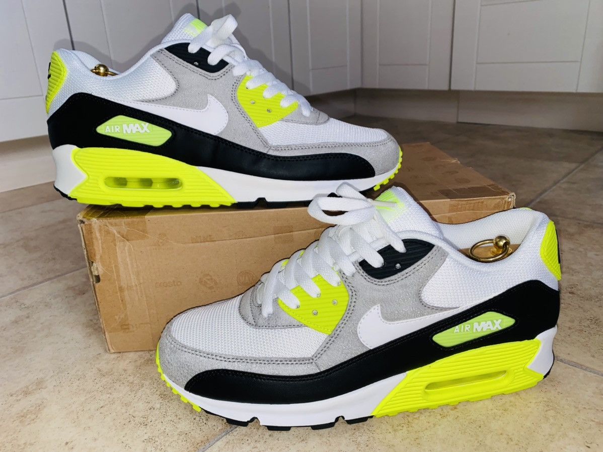 Nike × atmos Nike Air Max 90 OG Neon 95 Bw Parra Tn Fragment ACG Size US 10 / EU 43 - 5 Thumbnail