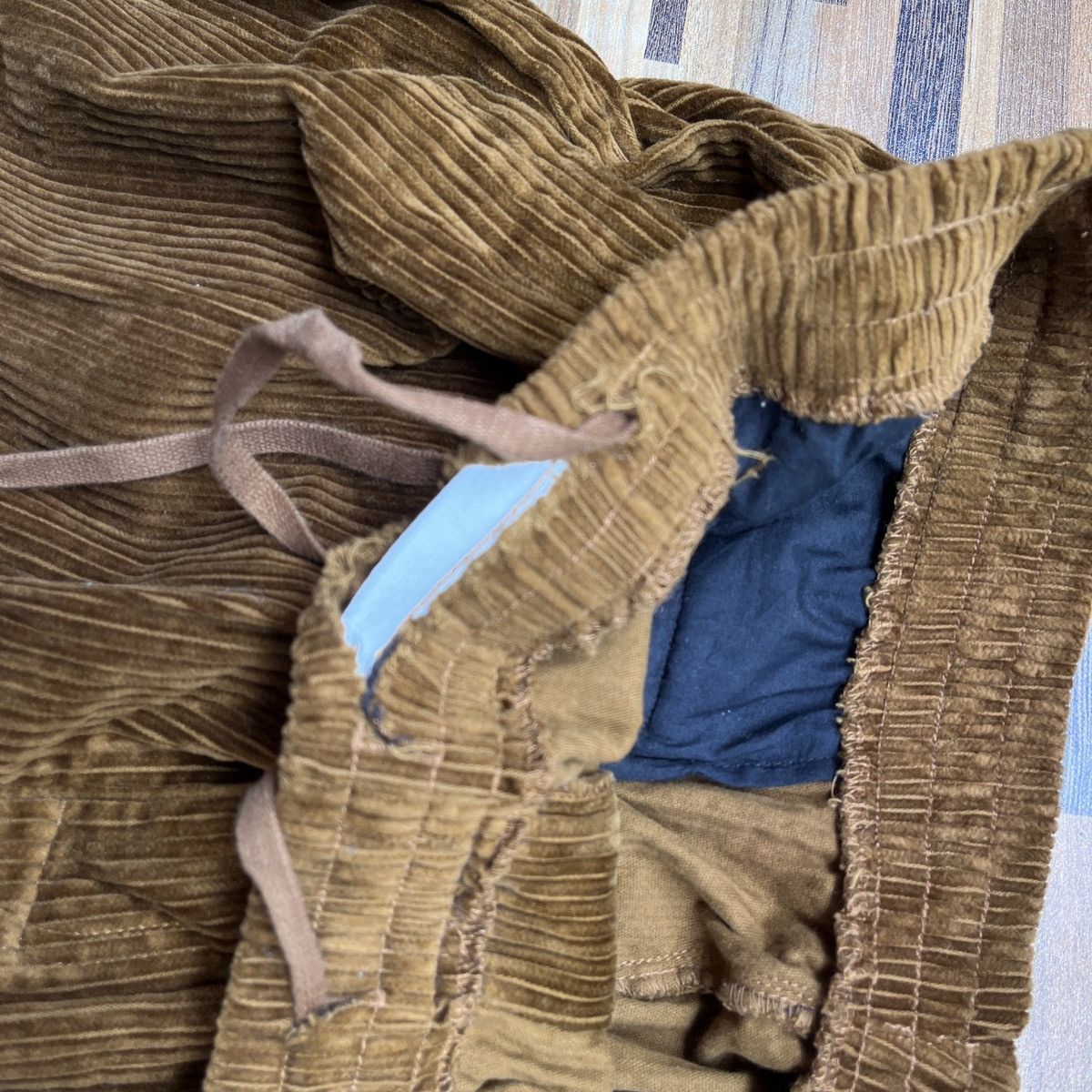 Undercover Baggy GU X UNDERCOVER FW21 Collection Corduroy Jun Takahashi Size US 34 / EU 50 - 9 Thumbnail