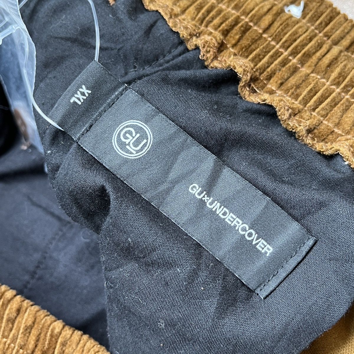 Undercover Baggy GU X UNDERCOVER FW21 Collection Corduroy Jun Takahashi Size US 34 / EU 50 - 10 Thumbnail
