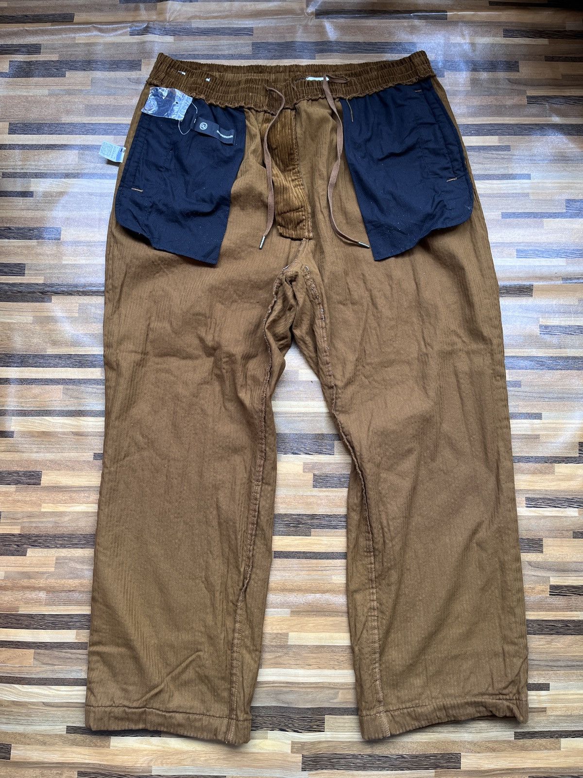 Undercover Baggy GU X UNDERCOVER FW21 Collection Corduroy Jun Takahashi Size US 34 / EU 50 - 15 Thumbnail