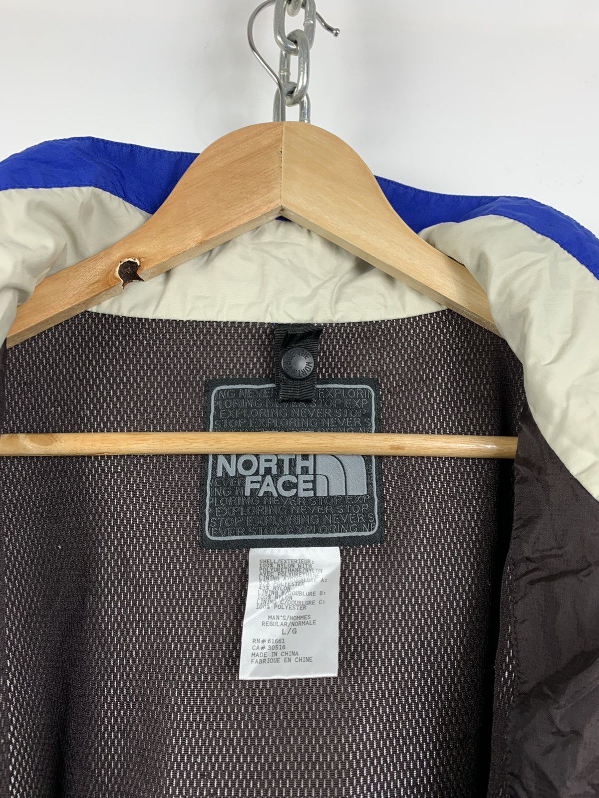 The North Face 90s Vintage The North Face HyVent Waterproof Jacket Size US L / EU 52-54 / 3 - 25 Thumbnail