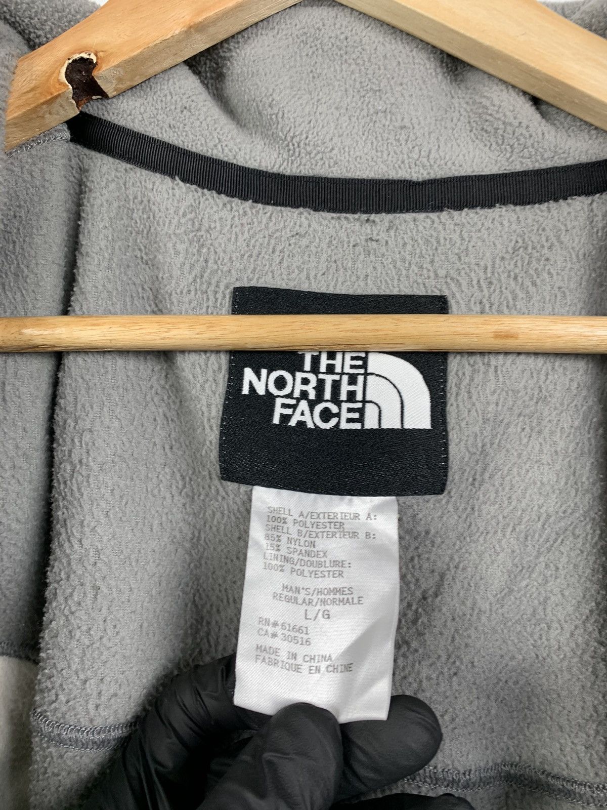 The North Face 90s Vintage The North Face HyVent Waterproof Jacket Size US L / EU 52-54 / 3 - 24 Thumbnail